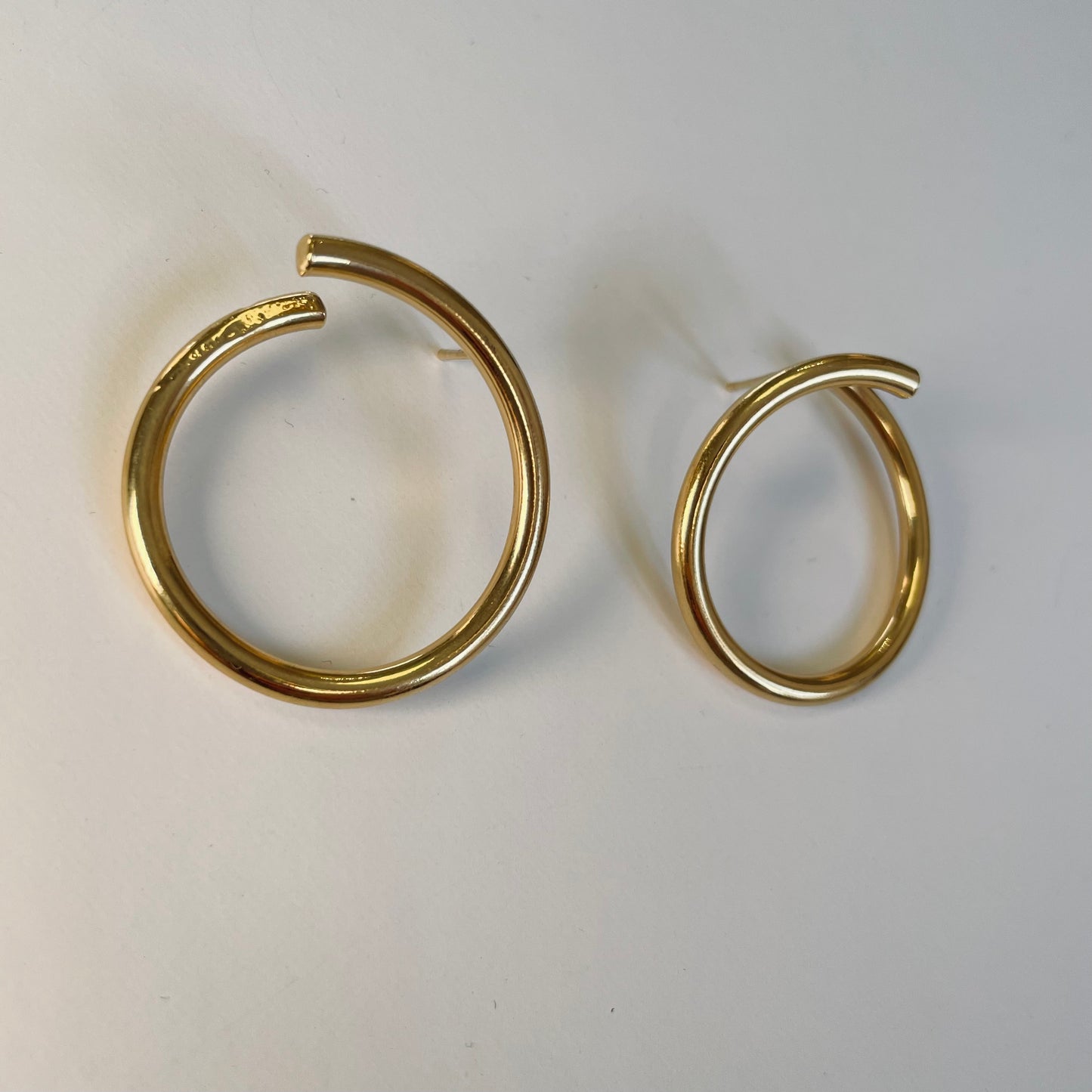 Pendientes up L