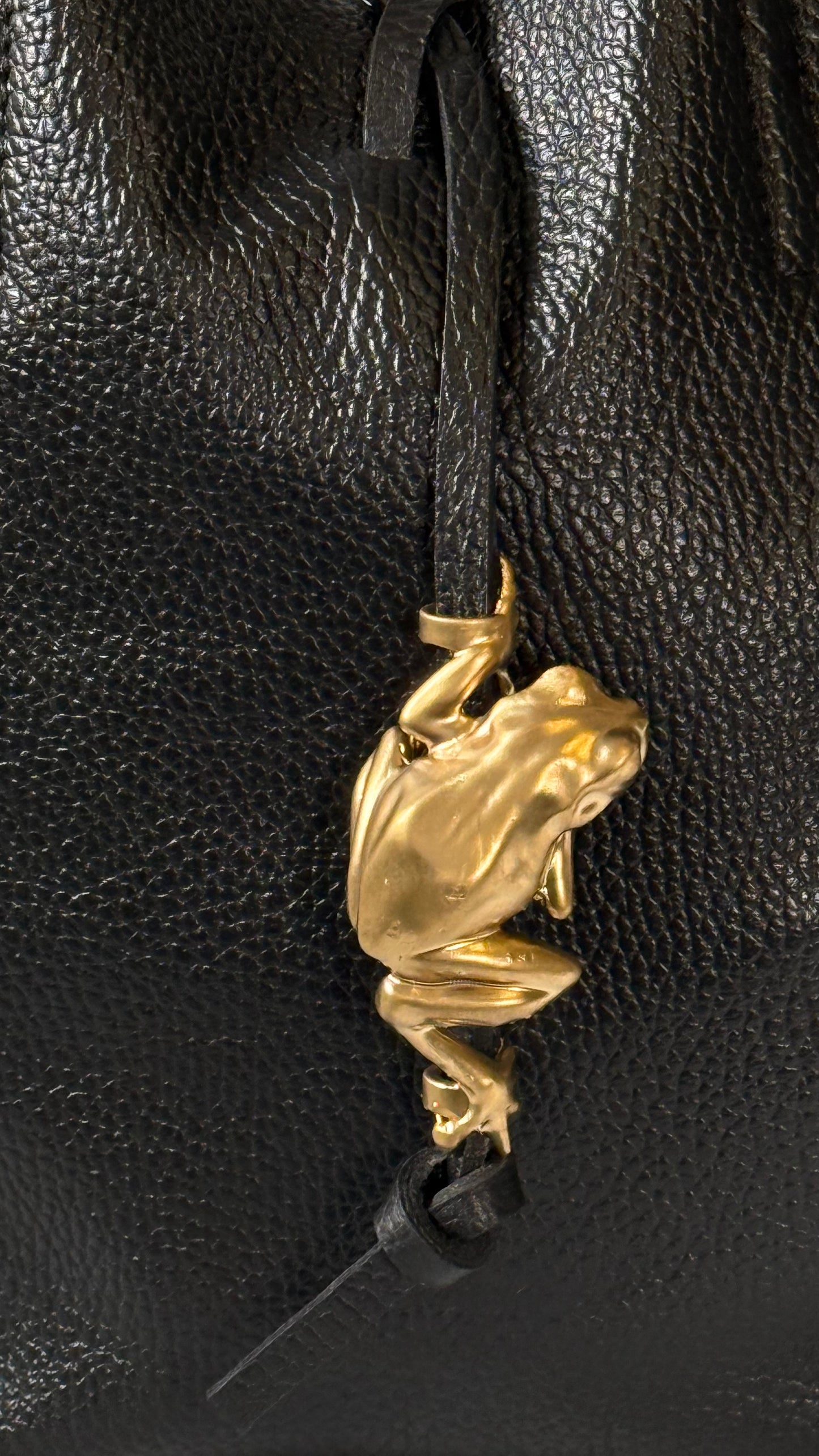 Bolso bijou negro oro
