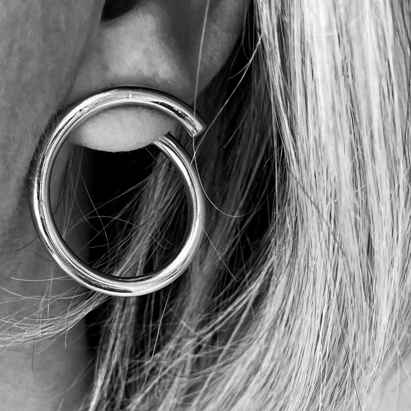 Pendientes up L