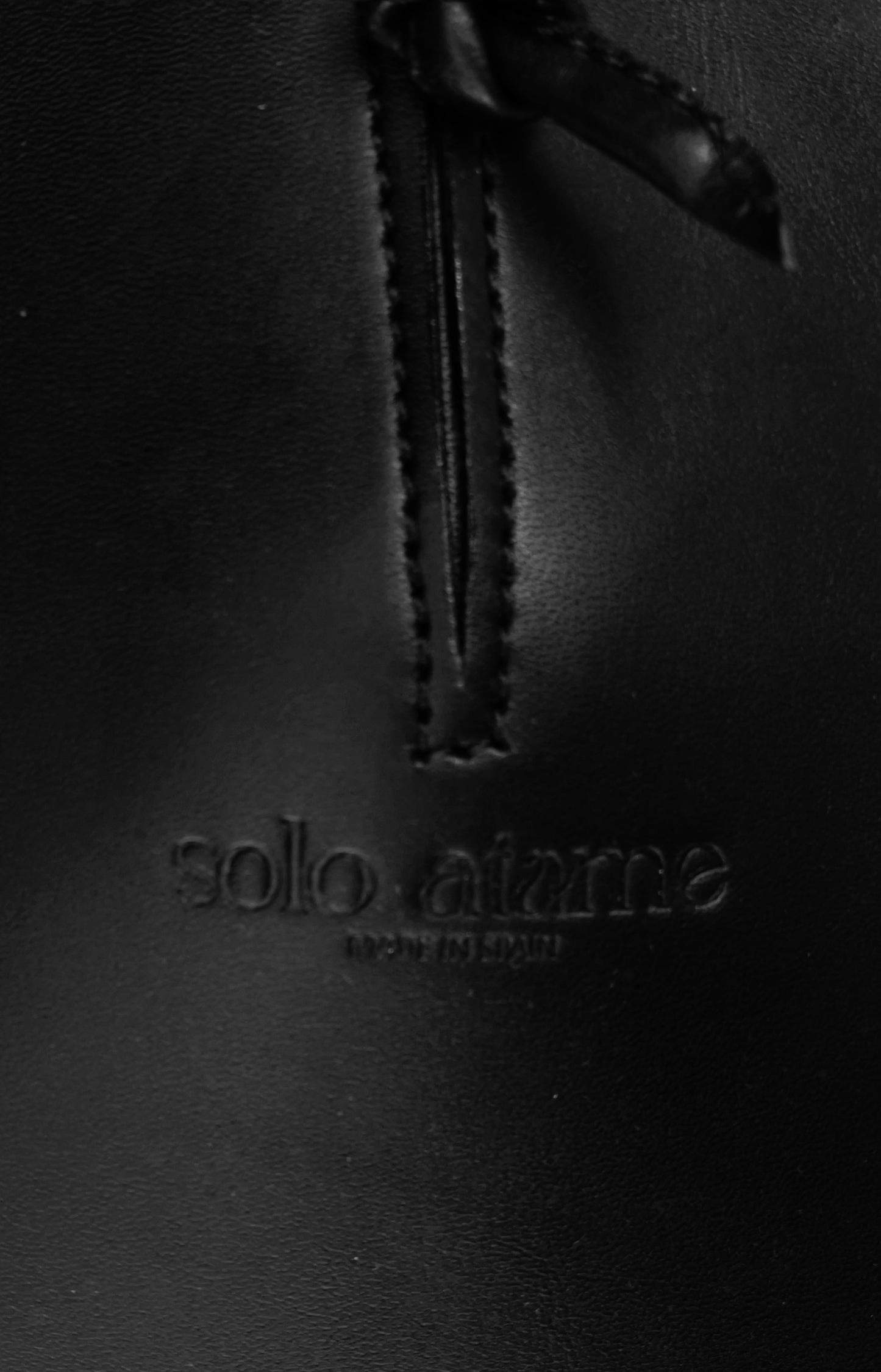The cookie Prince bag (negro y dorado )