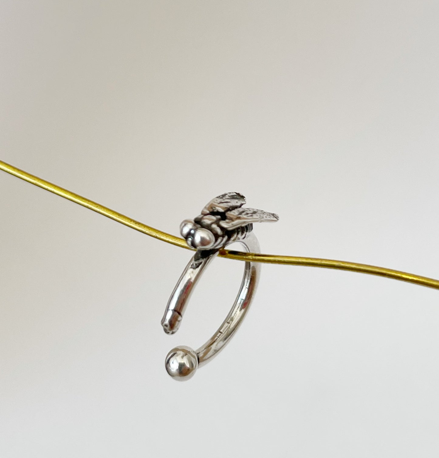 Ear cuff mini fly
