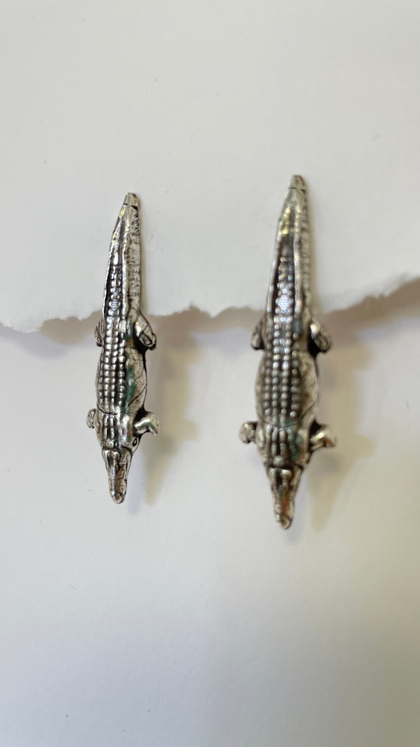 Pendientes de cocodrilos xl pin (par) oro y plata